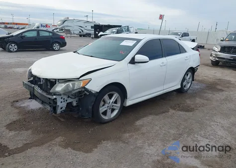 2013 Toyota Camry Se z USA, uszkodzony, nr VIN 4T1BF1FKXDU289162